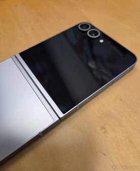 Samsung Z Flip 6 12/256gb Titan ZÁRUKA 10/2026 - 3