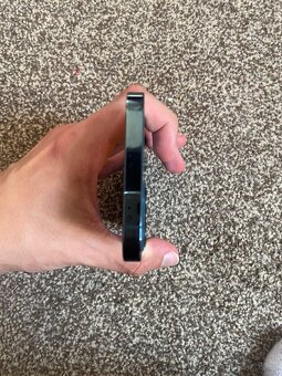 iPhone 12 Pro 128 GB - Stav baterie 80% - 3
