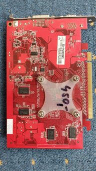 Asus stará funkční g.karta - 3