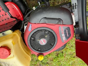 Zahradní traktor Electrolux - Husqvarna - 3