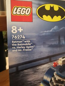 LEGO Batman 76274 Batman a Batmobil - 3