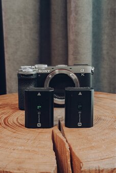 Sony A7C II Silver - ~6500 snímků + 2 orig. baterie - 3