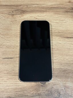 Apple iPhone 16 Pro Max, 1 TB, bílý titan - 3