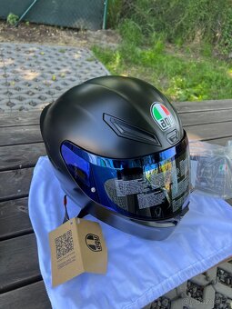AGV Helma - 3