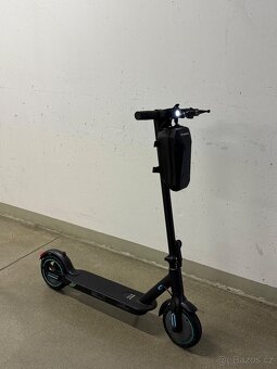 Elektrokoloběžka Bogist M1 Elite Lehká,Zachovalá.30km/h. - 3