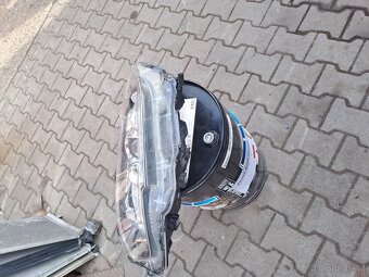 HONDA CIVIC X sedan - 3