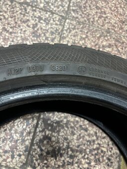 225/45R18 95V Continental TS850P - 3