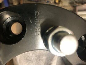 Podložky pod kola se změnou rozteče - 3