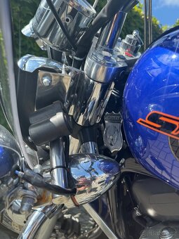 Honda VT600 Shadow - 3