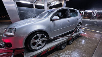 Vůz na náhradní díly VW Golf 5 GTI hatchbach 06 AXX GVT LA7W - 3