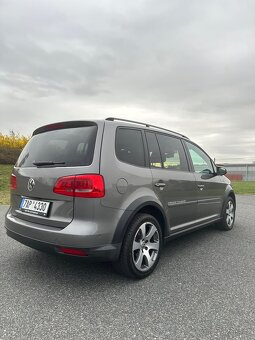 Volkswagen Touran Cross 2,0tdi - 3