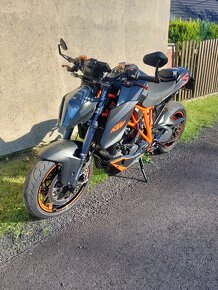 KTM 1290 SUPER DUKE R - 3