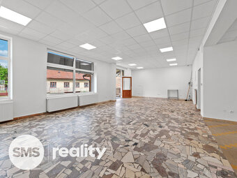 Pronájem obchodního prostoru s bytem – 180 m², Cejle u Jihla - 3