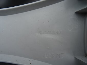 Poklice 16" Ford - 3