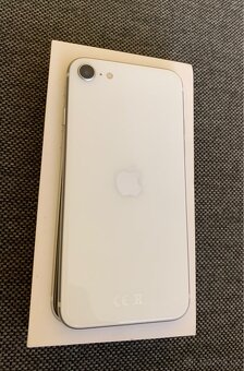 Apple iPhone SE (2020) 64GB White CZ - 3