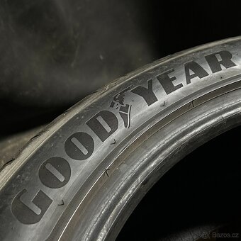 Letní pneu 275/45 R21 110Y Goodyear 5mm - 3