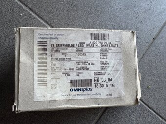 Otvirani kufru s led pozicka - 3