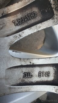 Nabízím sadu Alu disků 17" 5x112 ET49 Škoda Superb II - 3