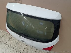 Kia Venga 1.4 CRDi na díly - 3