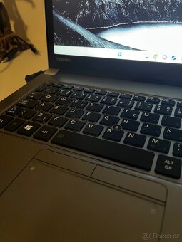 Notebook Toshiba - 3