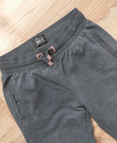 Chlapecké tepláky zn. Jean Pascali vel. S - 3