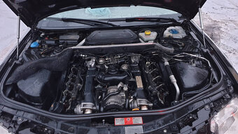 Audi A8 D3 4,0 TDI V8 díly - 3