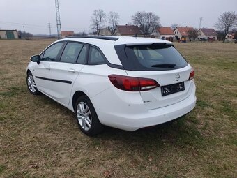 Prodám Opel Astra 1.6CDTI - KLIMATIZACE - 3