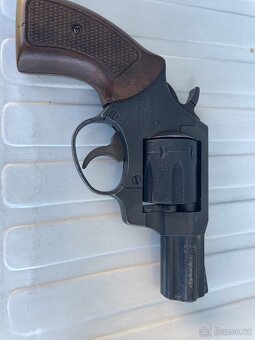 Plynová pistole colt Kora Brno 9 mm - 3