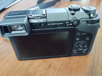 Panasonic Lumix DMC-GX7 tělo bez objektivu - 3