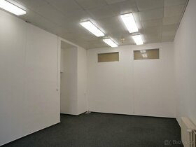 Pronájem kanceláře 36 m2 v centru města - 3