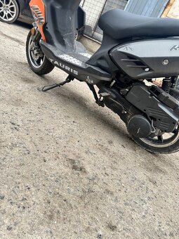 Skutr 125ccm - 3