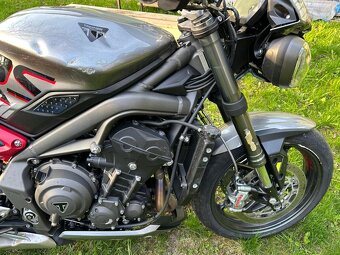 Triumph speed triple 765rs - 3