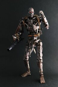 Hot Toys Terminator T600 - 3