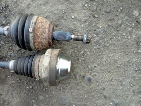 VOLKSWAGEN TOUAREG 2,5R5 POLOOSY 7L6407271G - 3