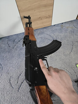 Airsoft AKM Dřevo-kov Cyma - 3
