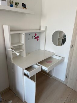 Dva psací stoly z IKEA - 3