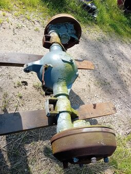 Praga V3S náprava - 3