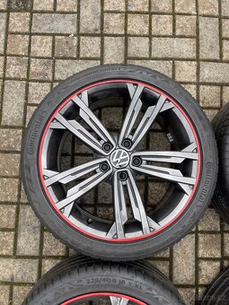 ORIGINÁL Alu Volkswagen SEVILLA R18, 5x112 - TOP STAV, LETNÍ - 3