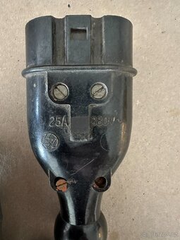 Elektromateriál - 3