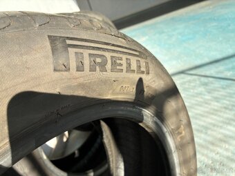 Pirelli Cinturato  P7 - 215/55  R16 - 3