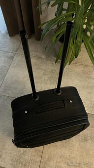 2x cestovní kufr, plátěný, vystužený. - 3