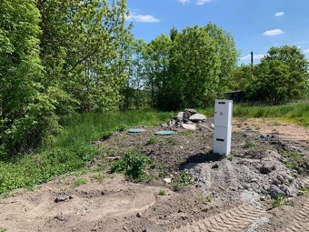 Prodej komerčního pozemku 5667 m² Běrunice - Velké Výkleky - 3