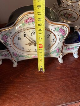 Porcelánové hodiny - 3