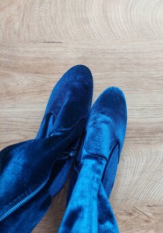 Vel. 38 Solediva modré sametové kozačky - 3