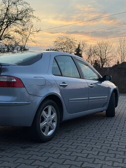 Renault Laguna 2. generace. 1.6 79kw - 3