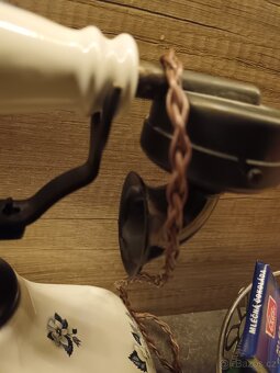 Starý telefon - 3