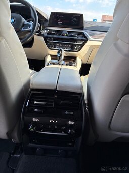 BMW 540i xDrive Individual - 3