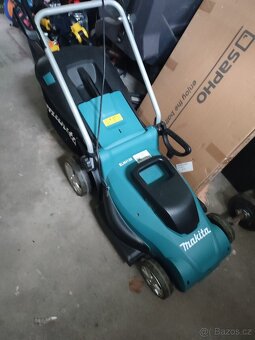 Prodám elektrickou sekačku Makita - 3