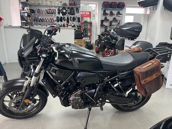 YAMAHA XSR 700 - 3