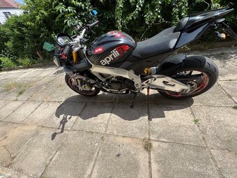 Aprilia Tuono V4R - 3